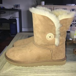BRAND NEW Uggs